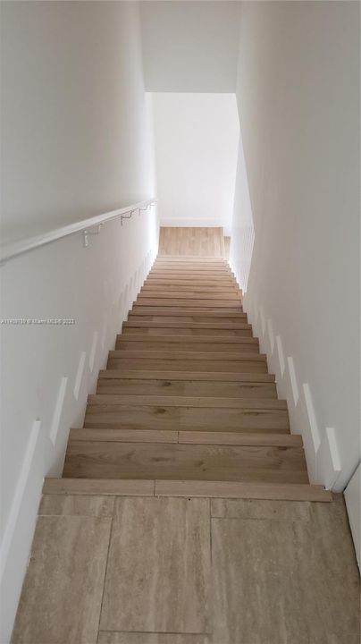 Recently Rented: $2,800 (3 beds, 2 baths, 1400 Square Feet)