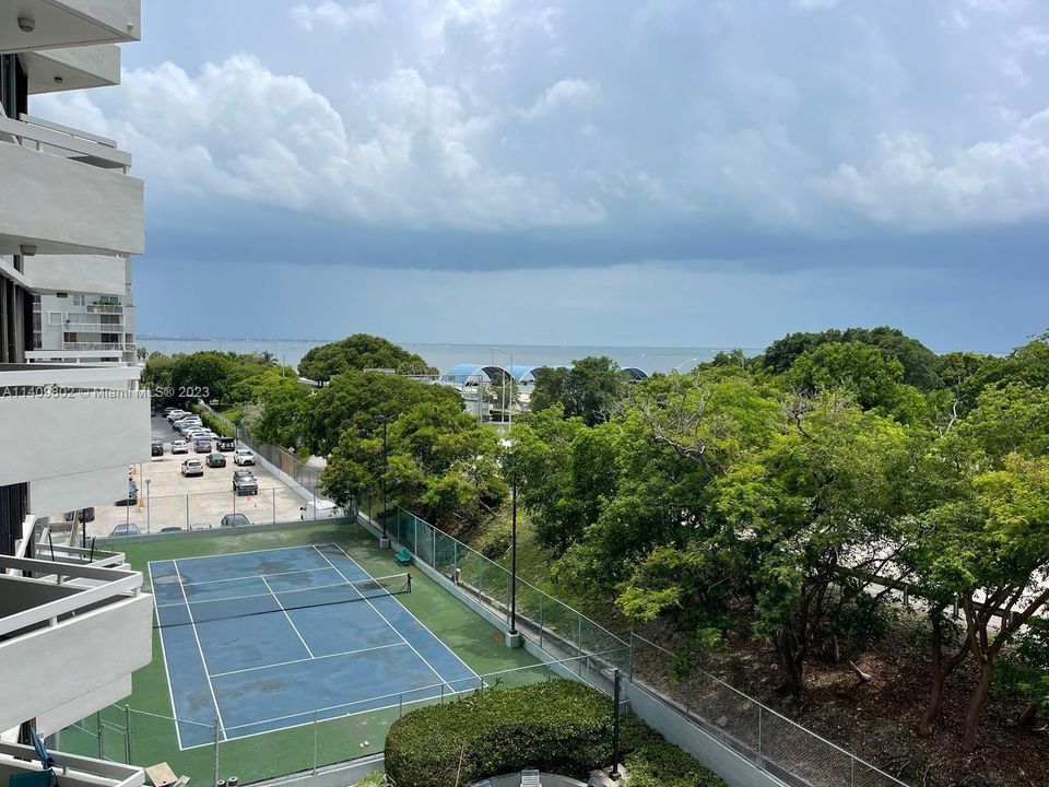 Recently Sold: $435,000 (1 beds, 2 baths, 790 Square Feet)