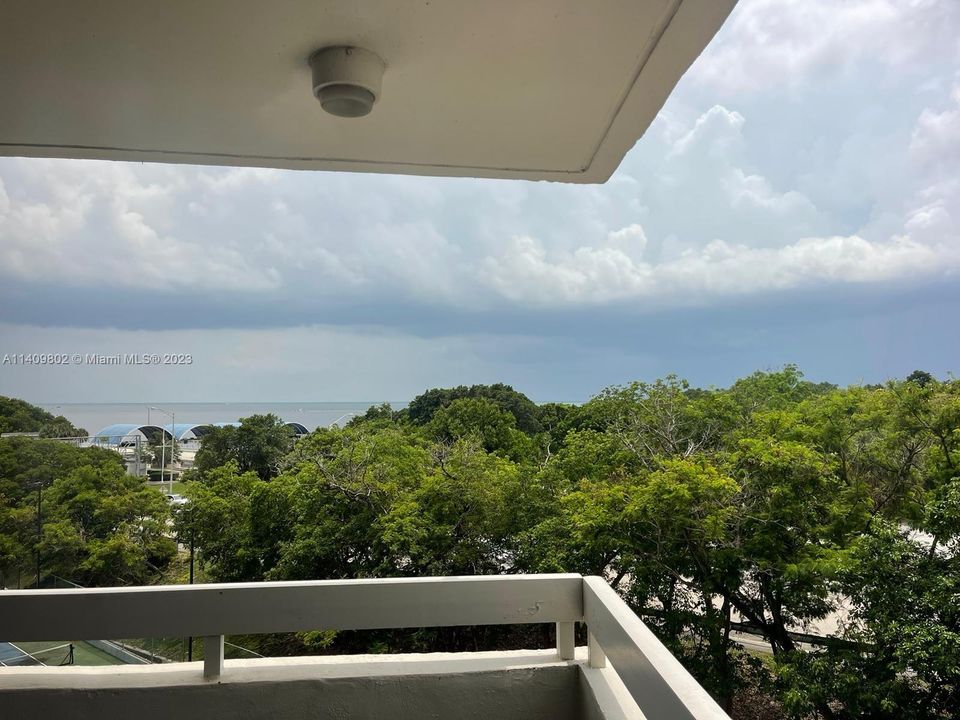 Recently Sold: $435,000 (1 beds, 2 baths, 790 Square Feet)