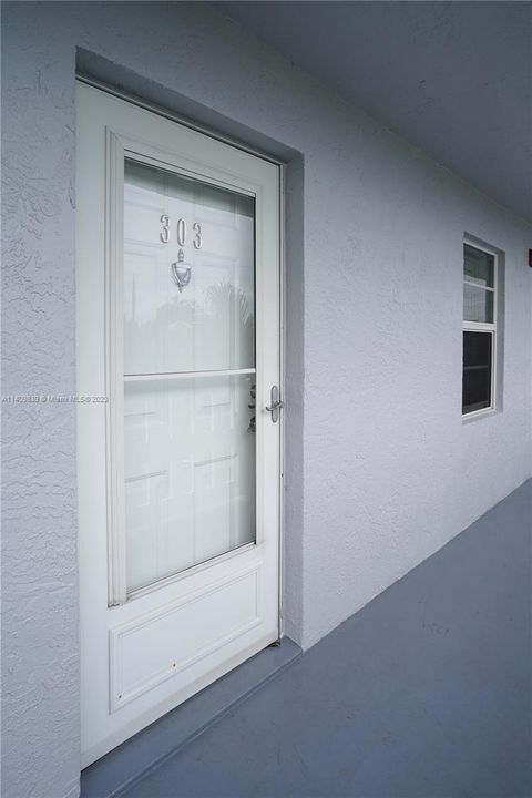 Recently Sold: $339,900 (2 beds, 2 baths, 1190 Square Feet)