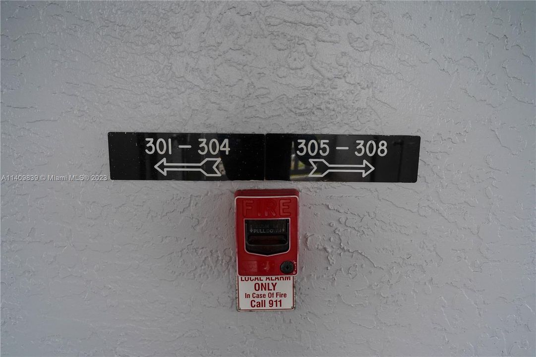 Recently Sold: $339,900 (2 beds, 2 baths, 1190 Square Feet)