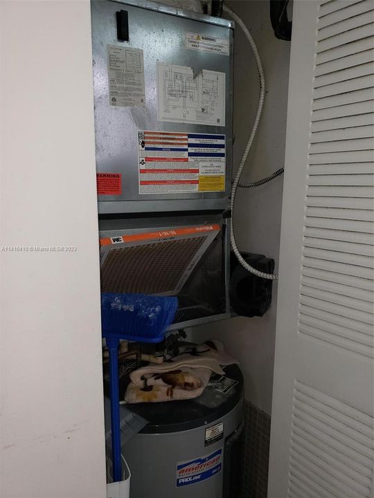 Recently Sold: $420,000 (2 beds, 2 baths, 1010 Square Feet)