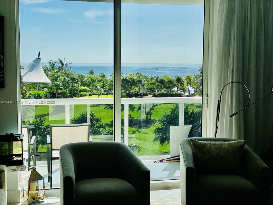 Recently Sold: $1,499,000 (2 beds, 2 baths, 1056 Square Feet)