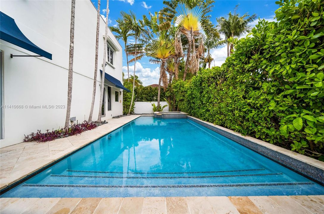 Recently Rented: $15,000 (4 beds, 3 baths, 3962 Square Feet)