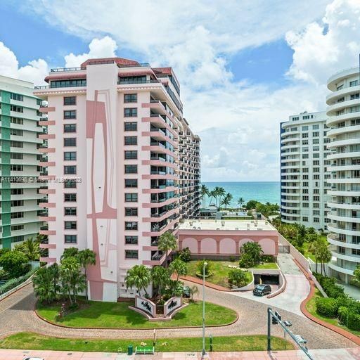 Recently Sold: $1,290,000 (2 beds, 2 baths, 1180 Square Feet)