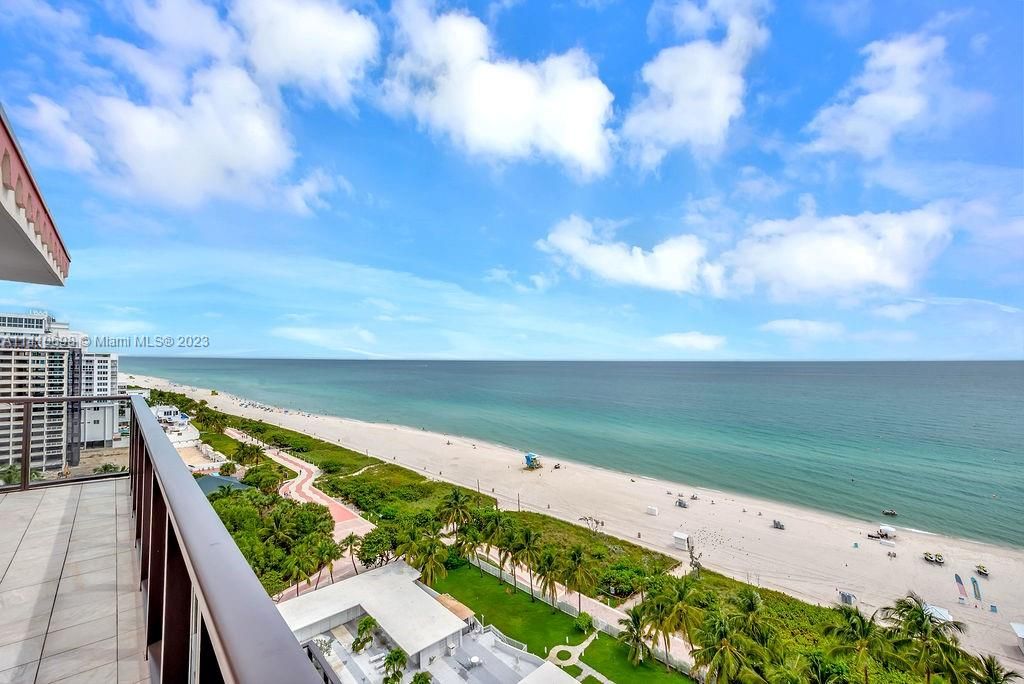 Recently Sold: $1,290,000 (2 beds, 2 baths, 1180 Square Feet)