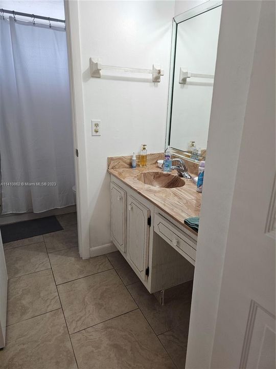 Recently Rented: $1,400 (1 beds, 1 baths, 660 Square Feet)