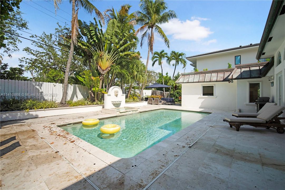 Recently Rented: $19,500 (5 beds, 4 baths, 3006 Square Feet)