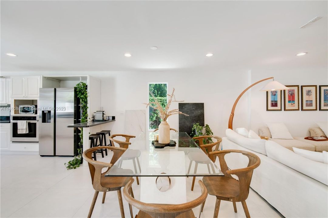 Recently Rented: $19,500 (5 beds, 4 baths, 3006 Square Feet)