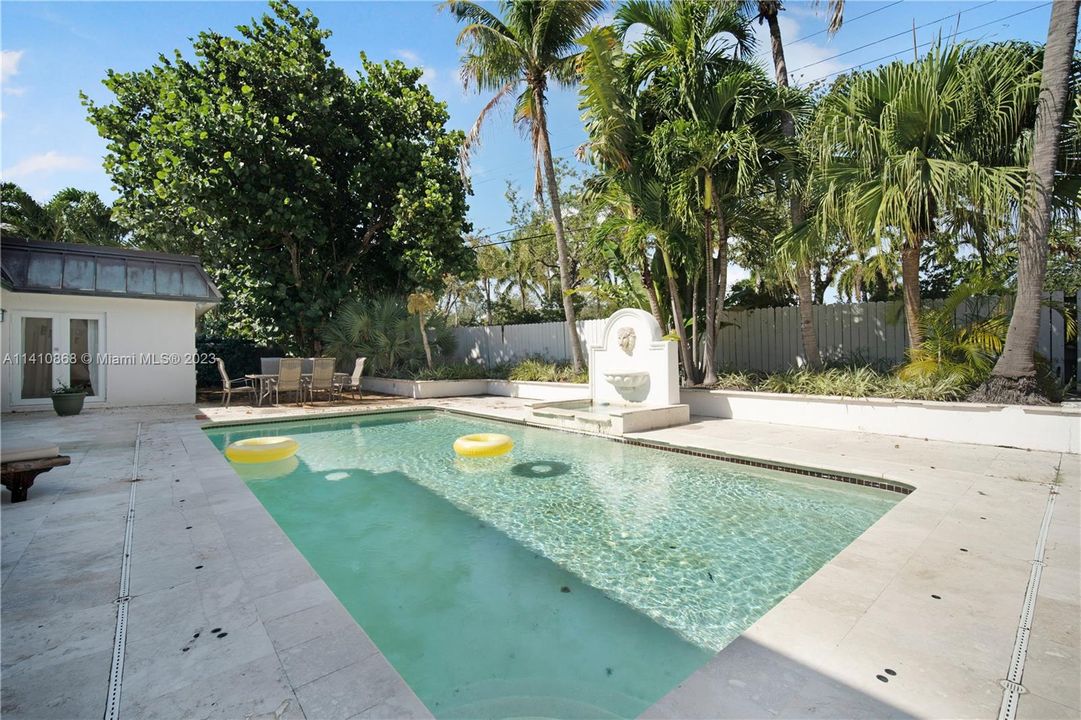 Recently Rented: $19,500 (5 beds, 4 baths, 3006 Square Feet)