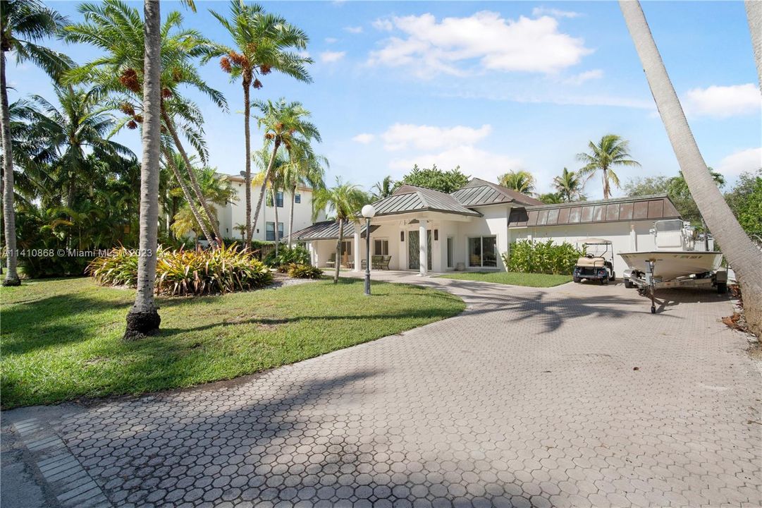 Recently Rented: $19,500 (5 beds, 4 baths, 3006 Square Feet)