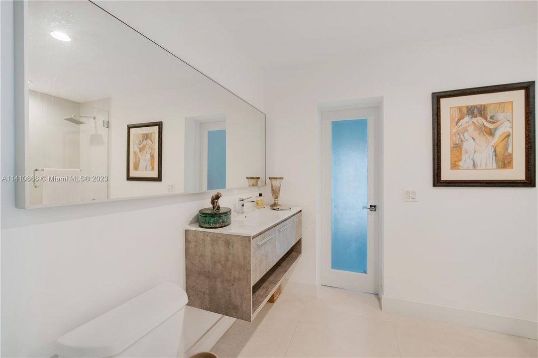 Recently Rented: $19,500 (5 beds, 4 baths, 3006 Square Feet)