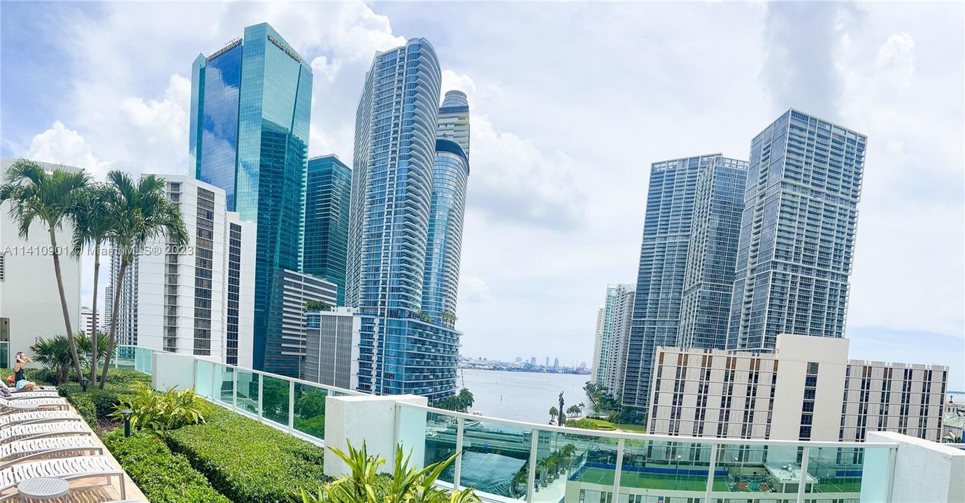 Recently Rented: $5,000 (3 beds, 2 baths, 1419 Square Feet)