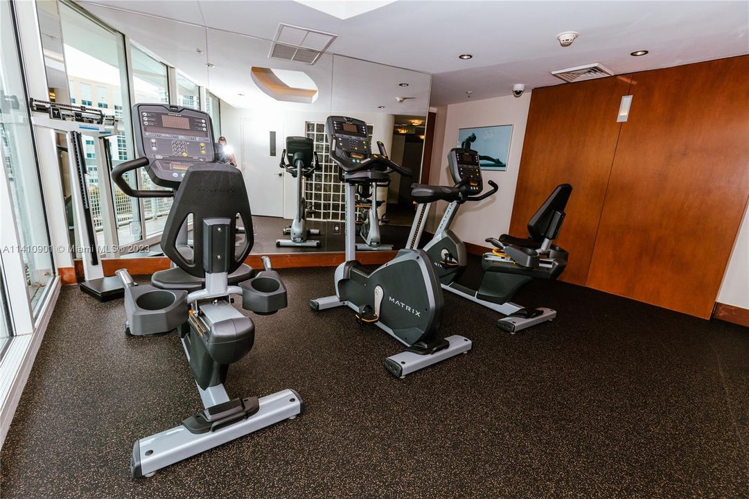 Recently Rented: $5,000 (3 beds, 2 baths, 1419 Square Feet)