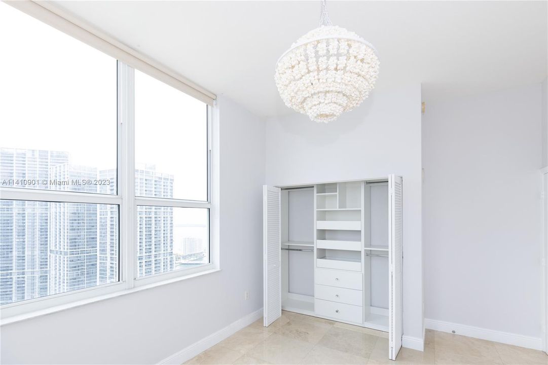 Recently Rented: $5,000 (3 beds, 2 baths, 1419 Square Feet)