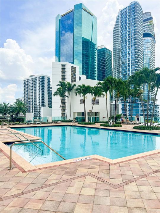 Recently Rented: $5,000 (3 beds, 2 baths, 1419 Square Feet)