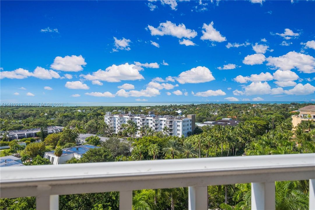 Direct Ocean and Bay Views