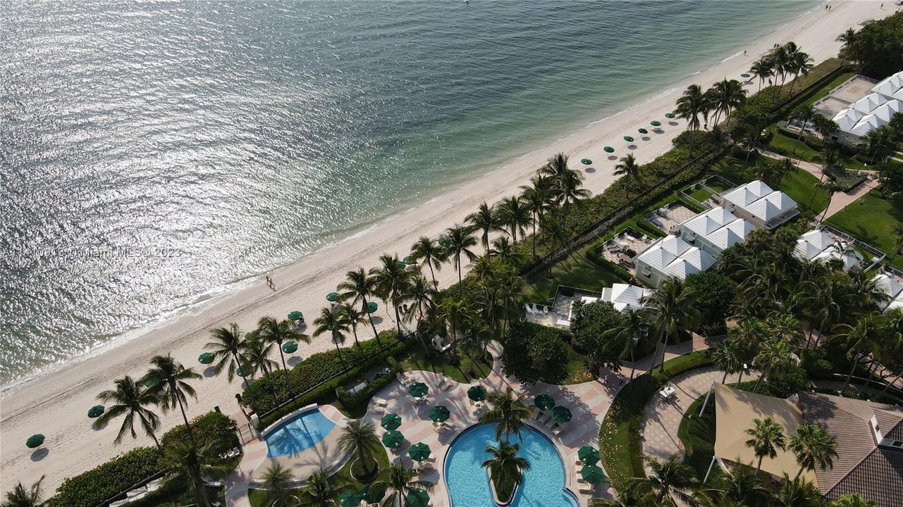 Recently Sold: $2,799,000 (2 beds, 2 baths, 2100 Square Feet)