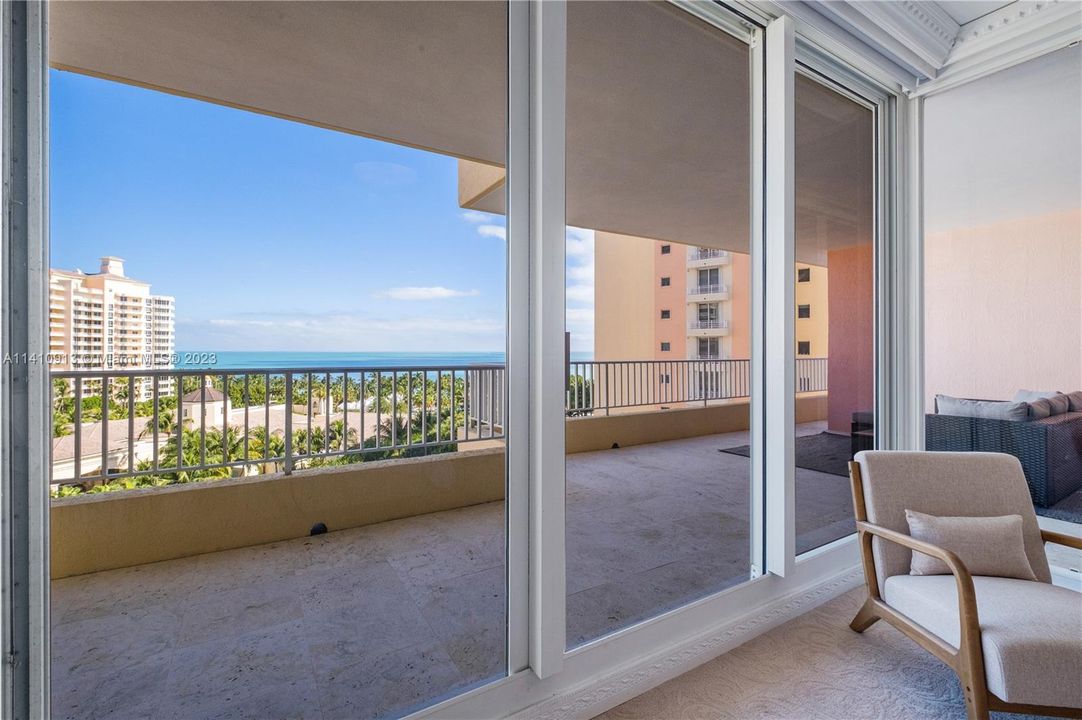 Huge Master / Terrace