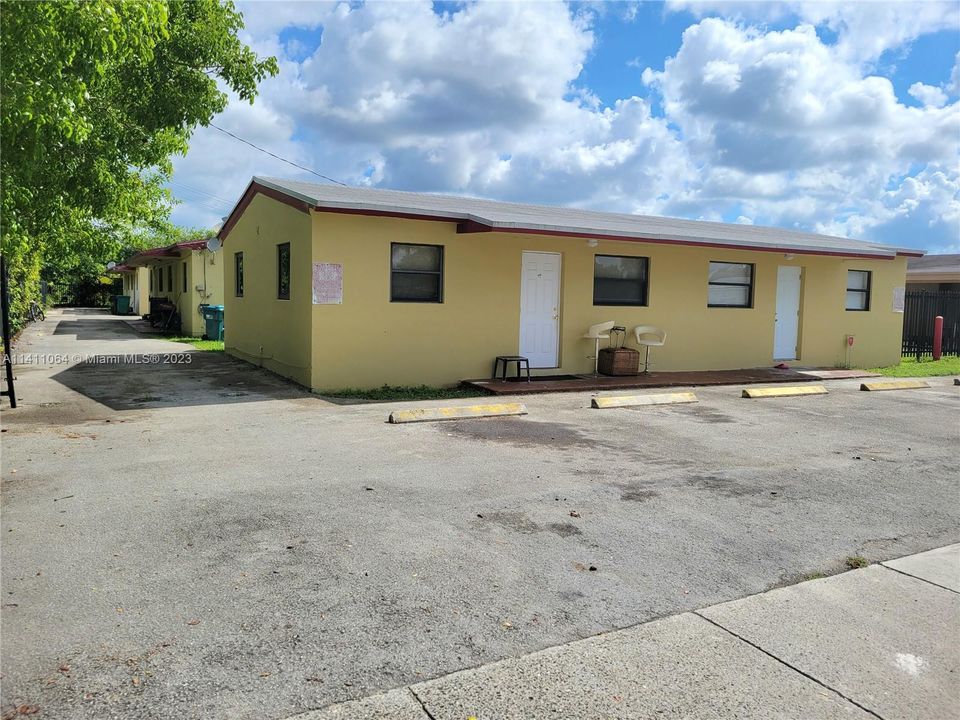 Recently Sold: $1,170,000 (0 beds, 0 baths, 0 Square Feet)