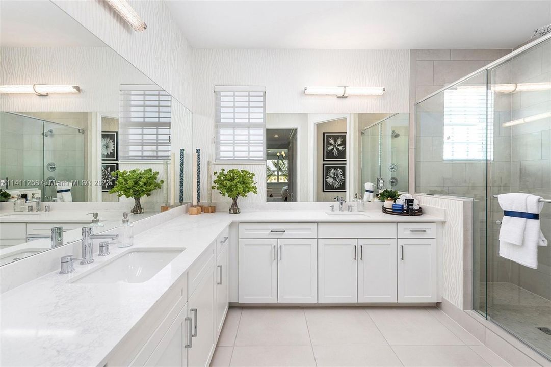 Interior Picture of Sales Center Costa Model