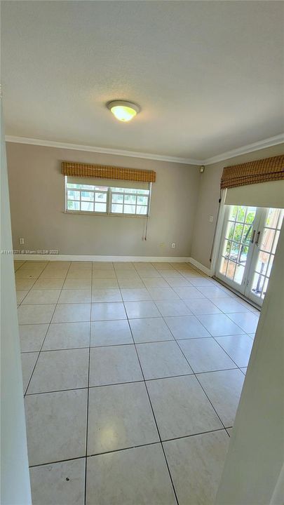 Recently Rented: $5,500 (5 beds, 6 baths, 2802 Square Feet)