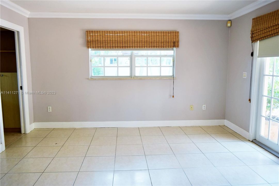 Recently Rented: $5,500 (5 beds, 6 baths, 2802 Square Feet)