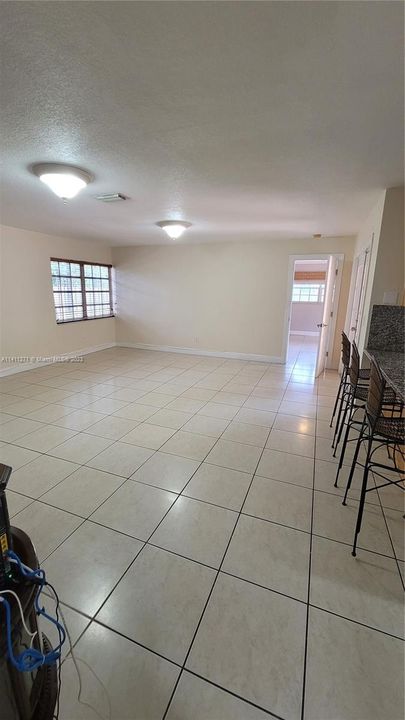 Recently Rented: $5,500 (5 beds, 6 baths, 2802 Square Feet)