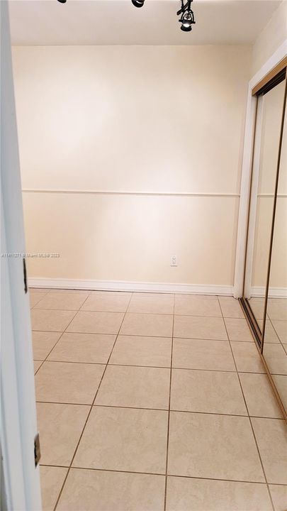 Recently Rented: $5,500 (5 beds, 6 baths, 2802 Square Feet)