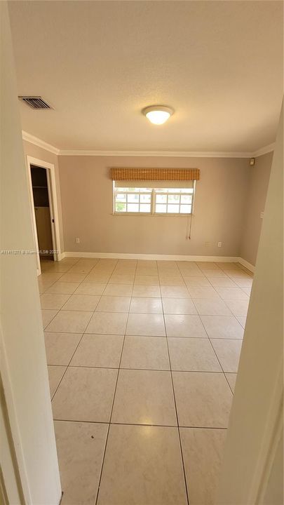 Recently Rented: $5,500 (5 beds, 6 baths, 2802 Square Feet)