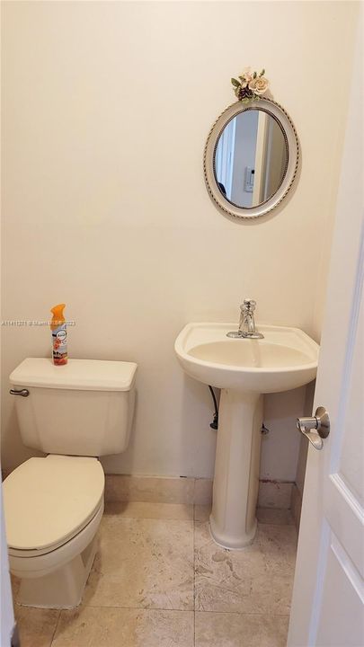 Recently Rented: $5,500 (5 beds, 6 baths, 2802 Square Feet)