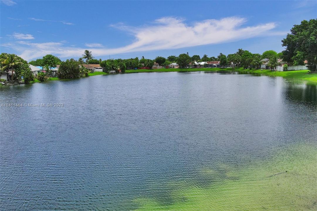 Vendido Recientemente: $499,000 (3 camas, 2 baños, 1678 Pies cuadrados)