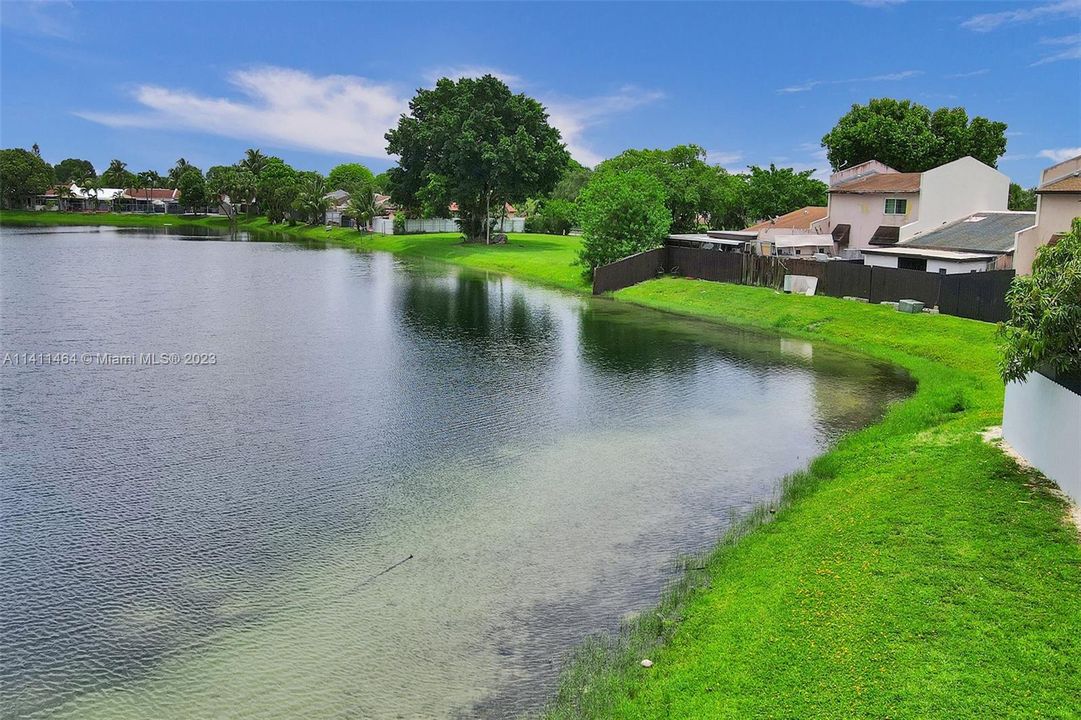 Vendido Recientemente: $499,000 (3 camas, 2 baños, 1678 Pies cuadrados)