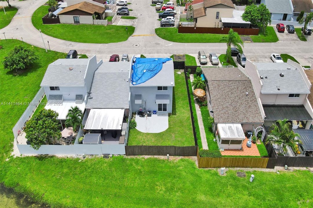 Vendido Recientemente: $499,000 (3 camas, 2 baños, 1678 Pies cuadrados)