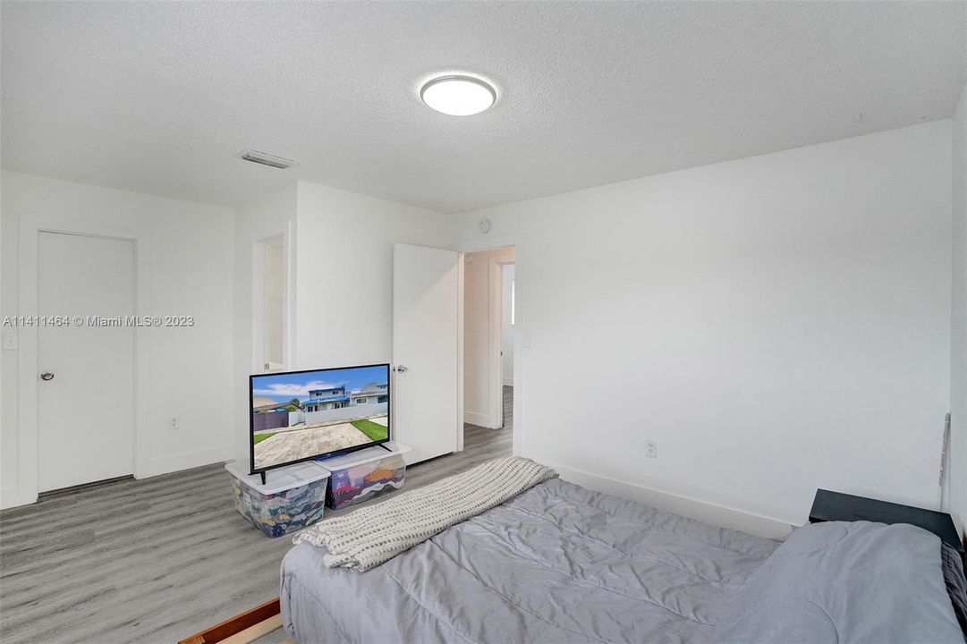 Vendido Recientemente: $499,000 (3 camas, 2 baños, 1678 Pies cuadrados)