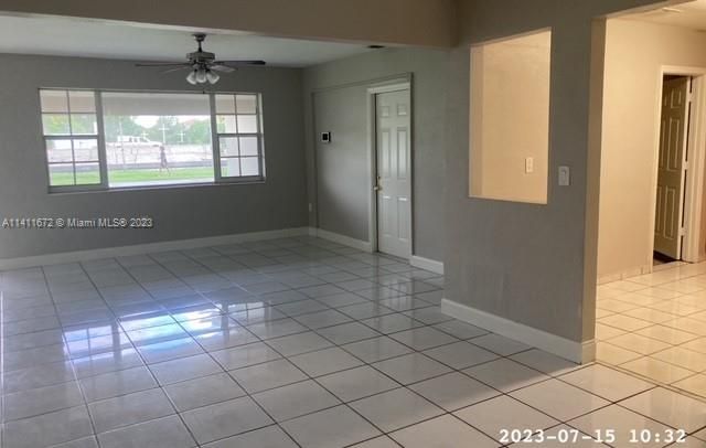 Recently Sold: $439,900 (3 beds, 2 baths, 1547 Square Feet)