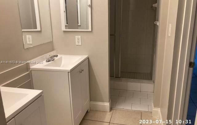 Recently Sold: $439,900 (3 beds, 2 baths, 1547 Square Feet)