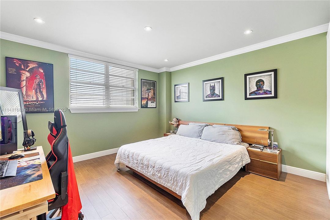 Vendido Recientemente: $565,000 (1 camas, 1 baños, 910 Pies cuadrados)