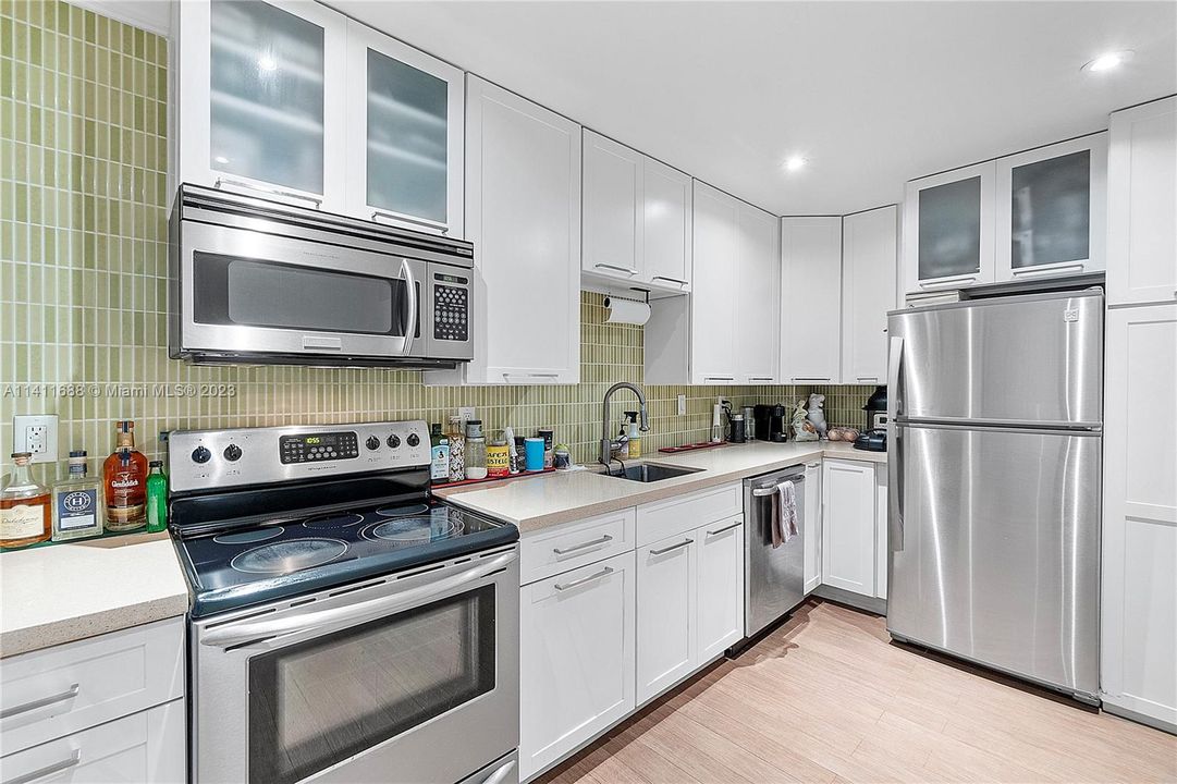 Vendido Recientemente: $565,000 (1 camas, 1 baños, 910 Pies cuadrados)