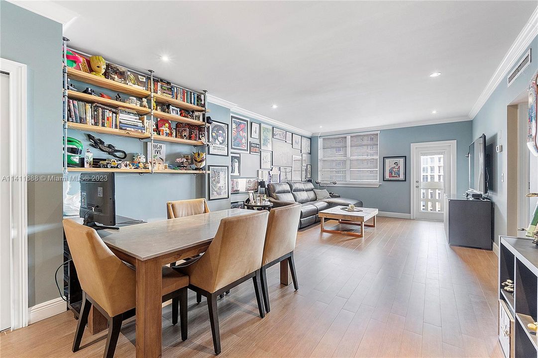 Vendido Recientemente: $565,000 (1 camas, 1 baños, 910 Pies cuadrados)