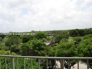 Recently Rented: $2,400 (2 beds, 1 baths, 1077 Square Feet)