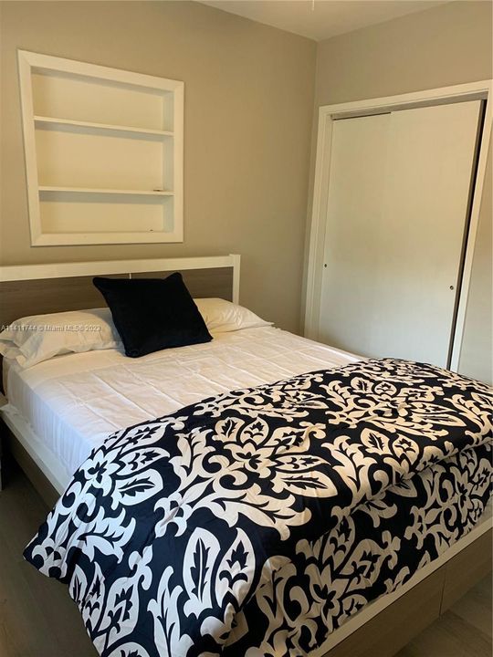 Recently Sold: $999,000 (0 beds, 0 baths, 0 Square Feet)