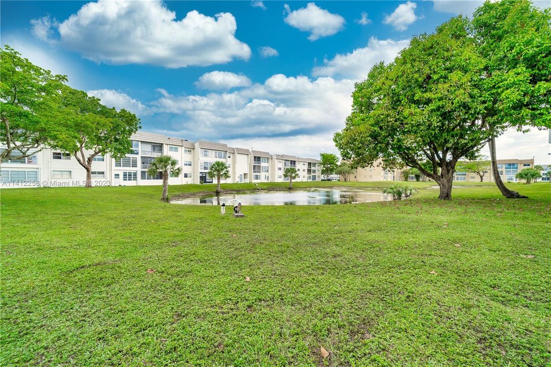 Recently Sold: $135,000 (2 beds, 2 baths, 850 Square Feet)