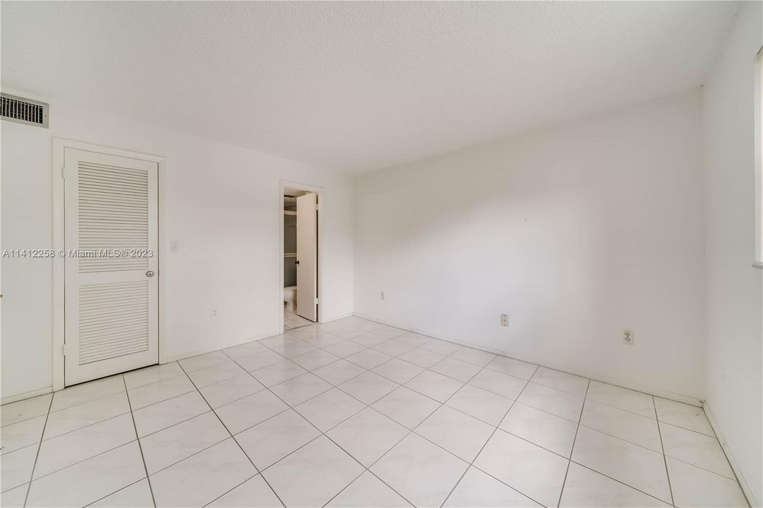 Recently Sold: $135,000 (2 beds, 2 baths, 850 Square Feet)