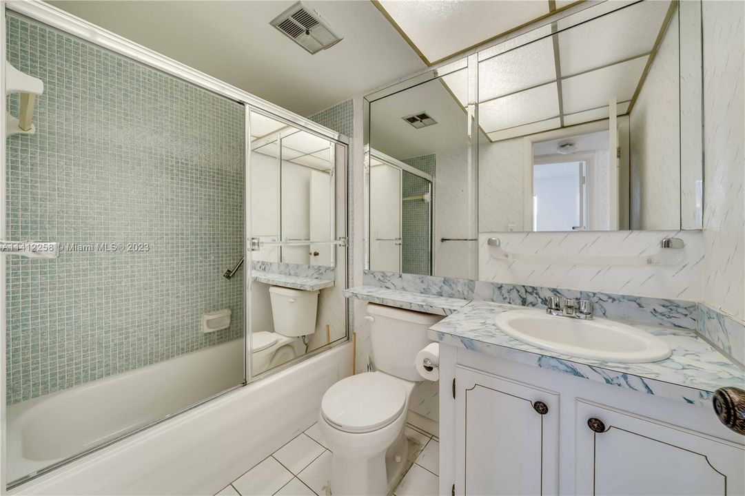 Recently Sold: $135,000 (2 beds, 2 baths, 850 Square Feet)