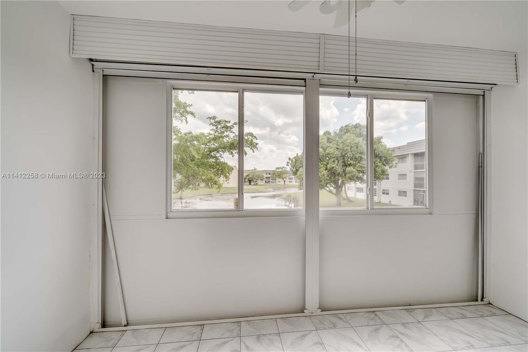 Recently Sold: $135,000 (2 beds, 2 baths, 850 Square Feet)