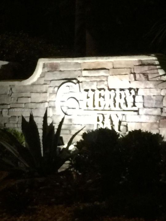 Recently Rented: $3,600 (3 beds, 3 baths, 1784 Square Feet)