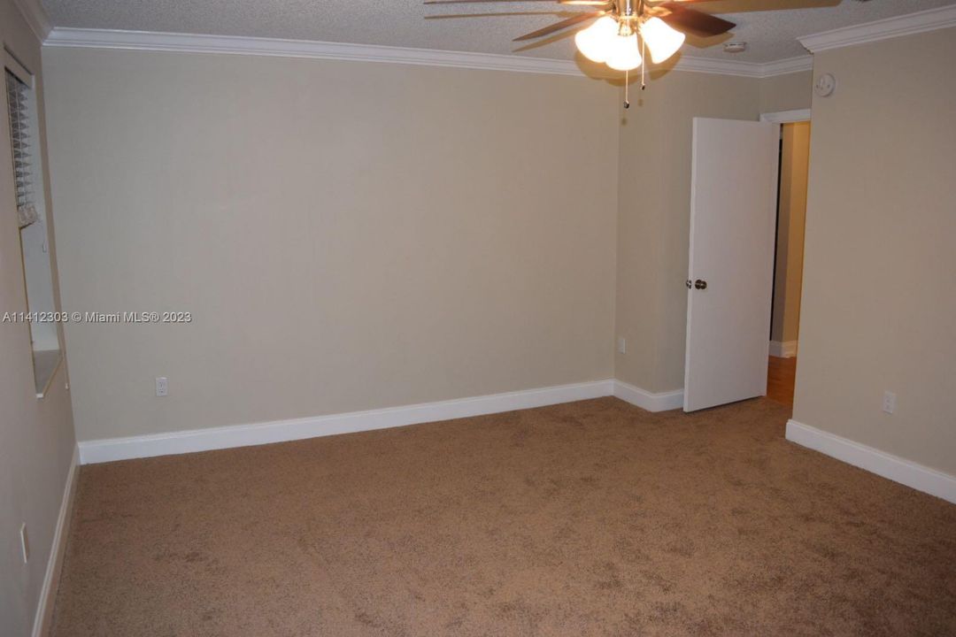 Recently Rented: $3,600 (3 beds, 3 baths, 1784 Square Feet)