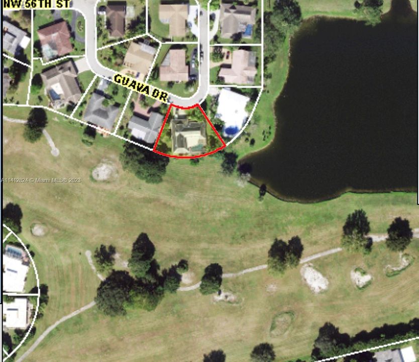 Recently Sold: $680,000 (4 beds, 3 baths, 2392 Square Feet)