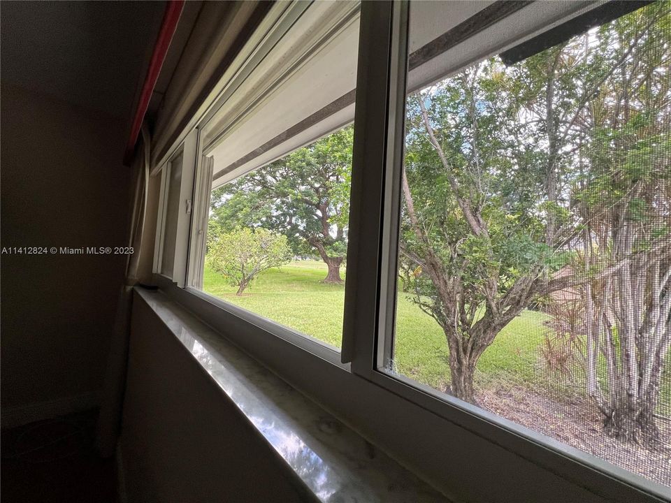 Recently Sold: $680,000 (4 beds, 3 baths, 2392 Square Feet)